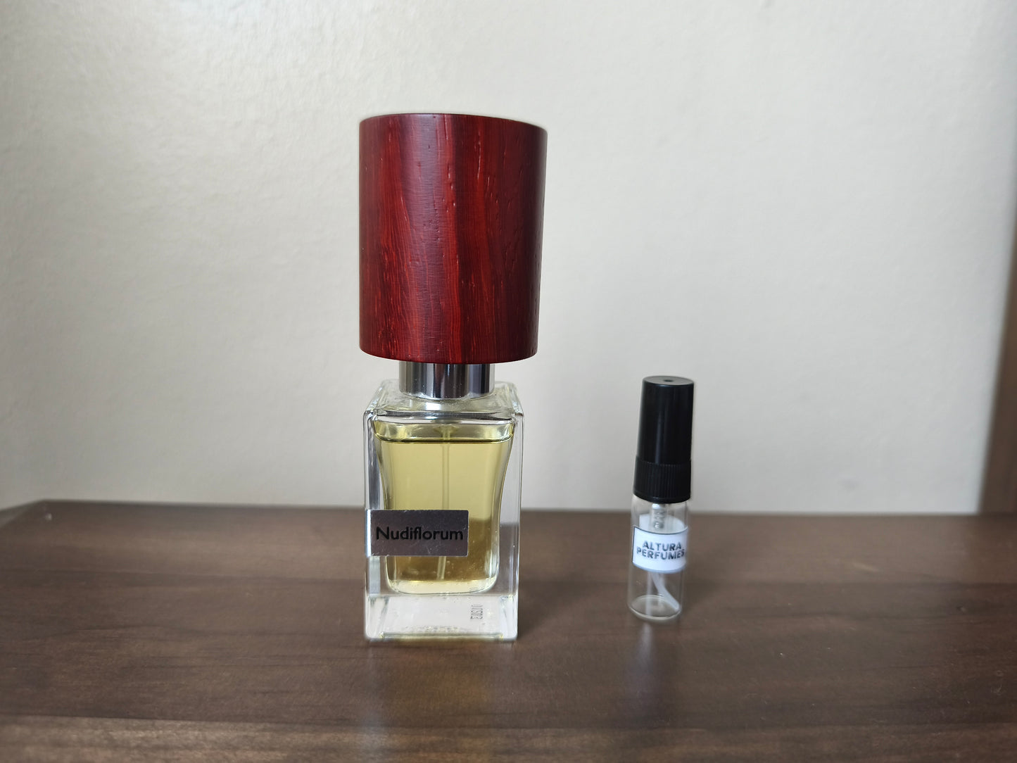 Decant Crystal Noir Versace